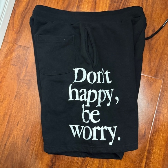 Market Smiley Dont Happy Be Worry Shorts Size XXL - Picture 5 of 7